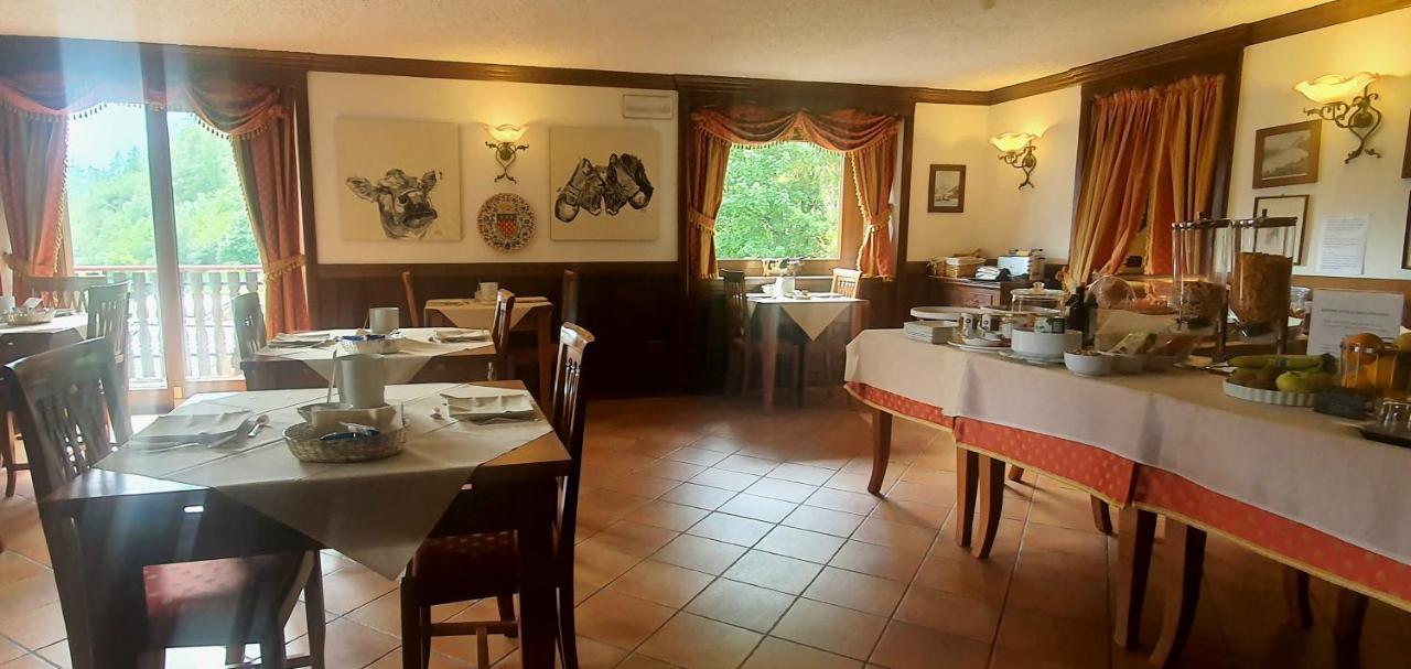 Hotel Dente Del Gigante Courmayeur Buitenkant foto