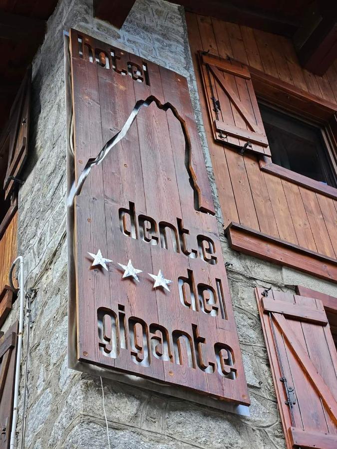 Hotel Dente Del Gigante Courmayeur Buitenkant foto