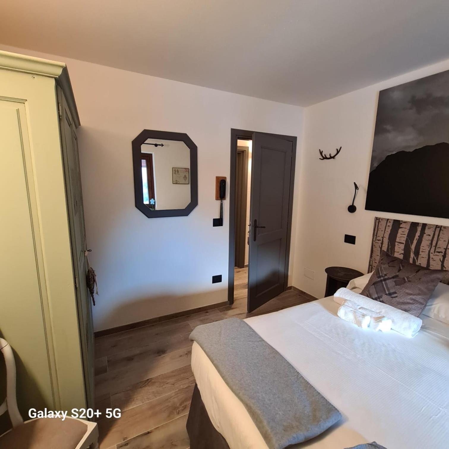 Hotel Dente Del Gigante Courmayeur Buitenkant foto