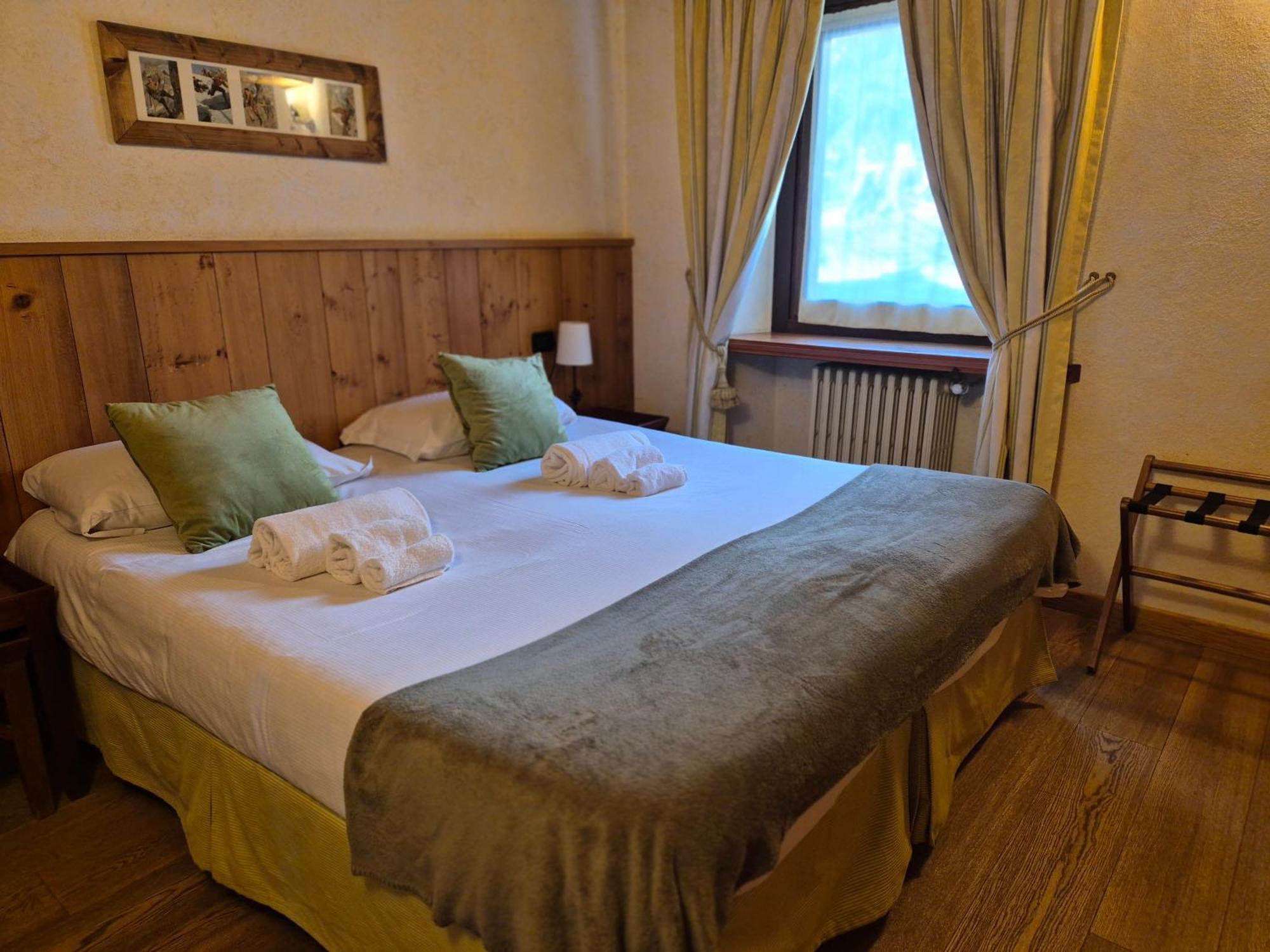 Hotel Dente Del Gigante Courmayeur Buitenkant foto