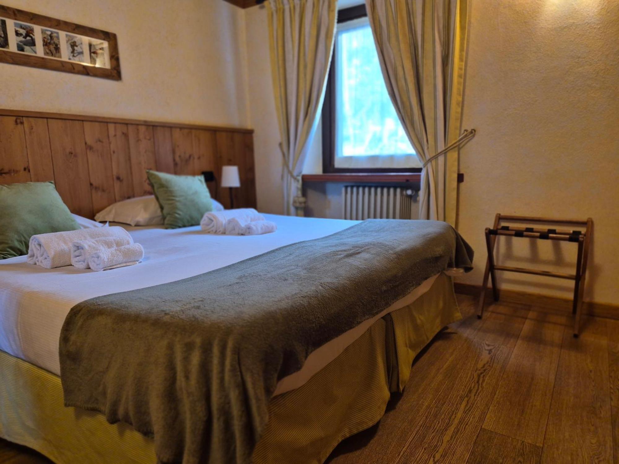 Hotel Dente Del Gigante Courmayeur Buitenkant foto