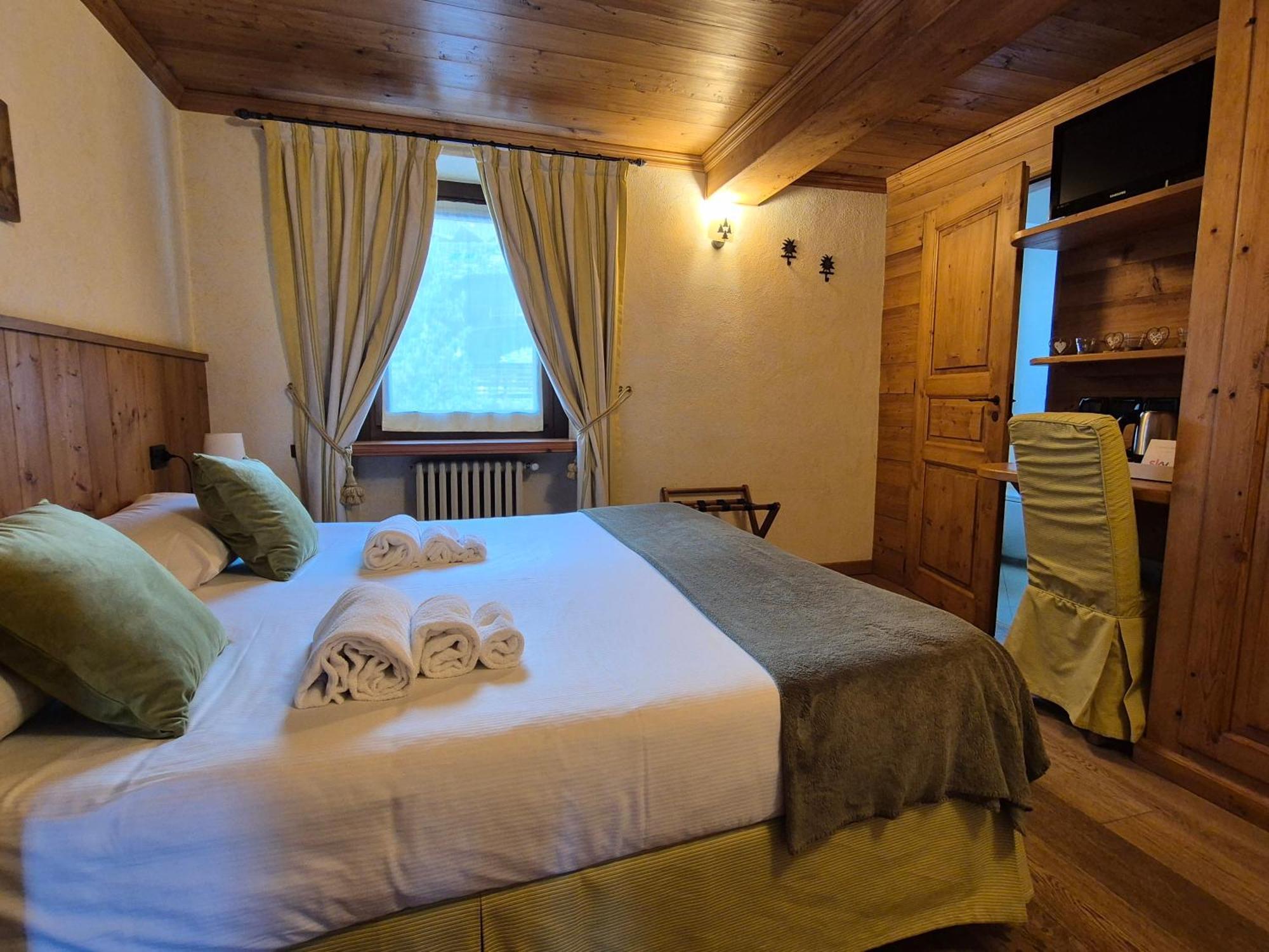 Hotel Dente Del Gigante Courmayeur Buitenkant foto